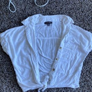 Style envy white button up tee